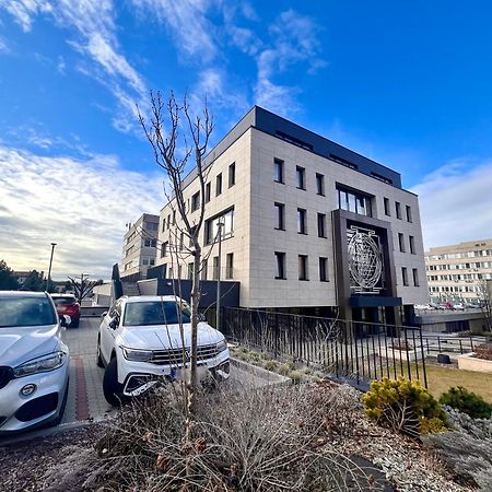 Raj Zdravia Hotel Bratislava Bagian luar foto