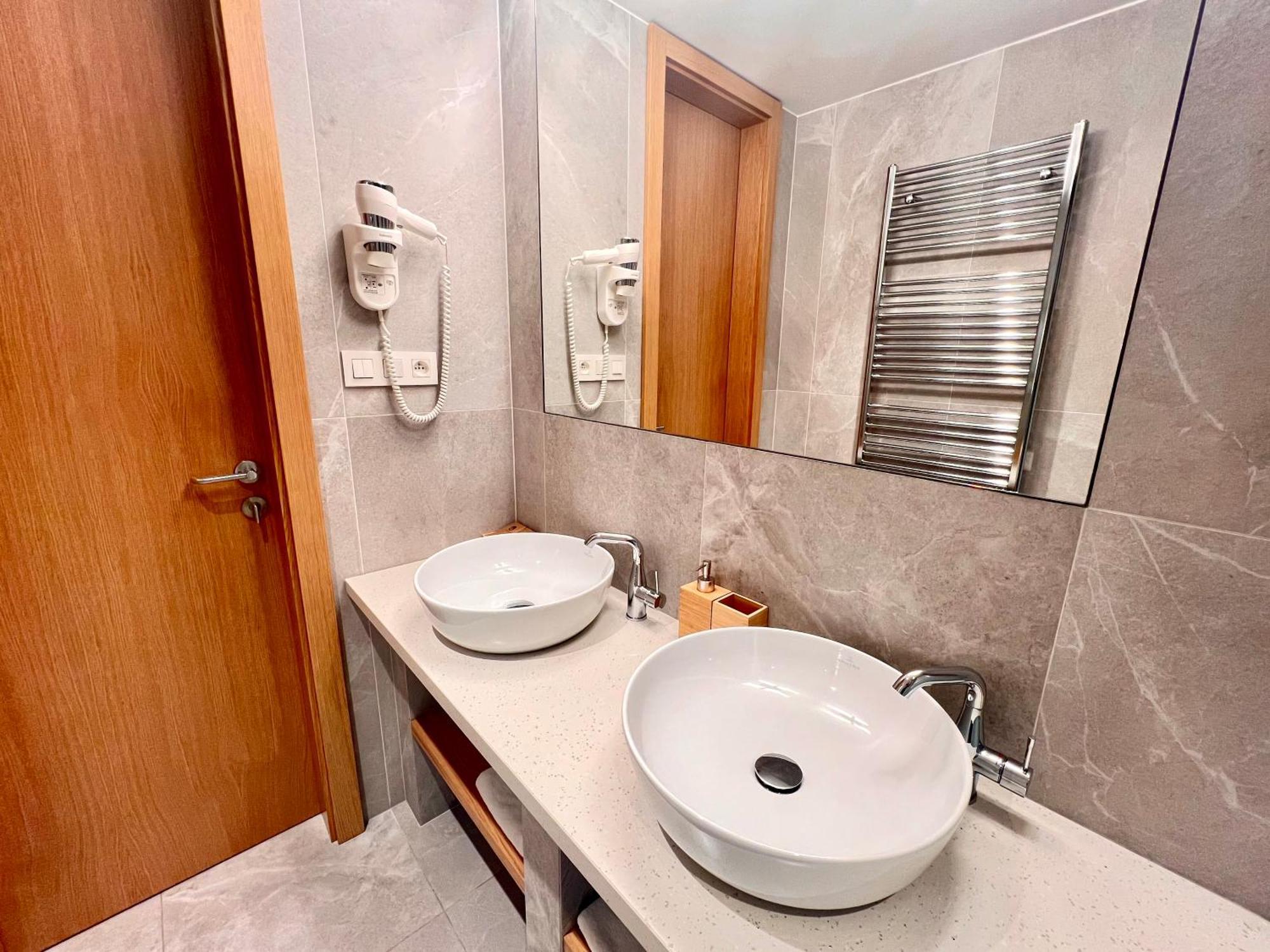 Raj Zdravia Hotel Bratislava Bagian luar foto